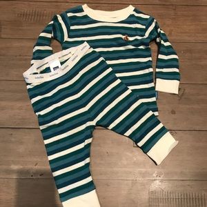 BabyGAP pj set!